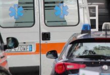 Stradella, scooter tampona un’auto: 23enne in ospedale