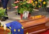 L’addio a Emma Bonino, oggi dalle 10 alle 19 riapre la camera ardente in Campidoglio