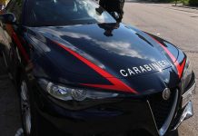 Napoli, sequestra per ore ragazza adescata sui social e la violenta: arrestato