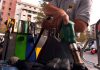 Carburanti, prezzi alle stelle: oggi scattano le nuove accise. Eni fissa il tetto di benzina e gasolio