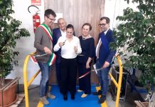 Croce del Gallo, Cisaplast inaugura la biblioteca aziendale e festeggia Guiducci