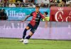 Udinese-Cagliari 0-1, Maldini lancia i sardi in testa alla classifica. Bologna-Torino 1-1