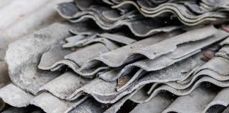 Sette lastre sospette all’isola ecologica: i Carabinieri bloccano lo smaltimento illecito