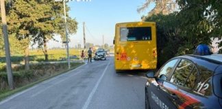 Sabbioneta, incidente in via Dossi: auto si scontra con lo scuolabus