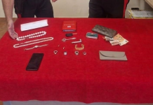 Falsi carabinieri truffano 89enne: rubato oro per 100mila euro. Due napoletani colti sul fatto e arrestati dai veri militari