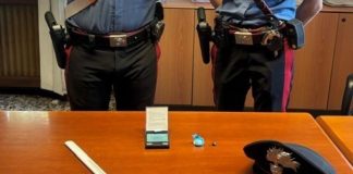 Goito, controllo dei Carabinieri: trovata droga nel veicolo, 47enne denunciato