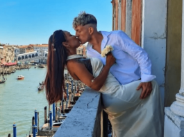 Incidente in barca nel canale di Tessera a Venezia, 25enne è grave: si cerca la moglie caduta in acqua