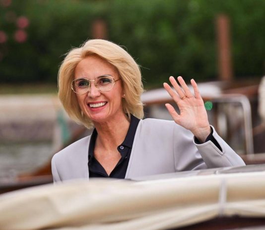 Venezia 83, nona giornata: ‘Naza’, Martone e la serie di Fanelli