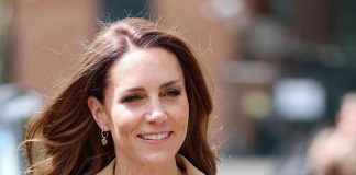 Principessa Kate Middleton a sorpresa nell’ospedale dove curò cancro, ringrazia medici e incontra pazienti