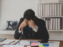 Stress da rientro? Lo psichiatra: “La verità è che non ci siamo mai assentati”