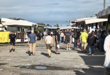 Mercato al Boma, pochi i banchi presenti. I commercianti: “Oggi non rientreremo delle spese”