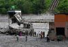 Nepal, cittadino cinese estratto vivo da un tunnel a 10 giorni dall’alluvione