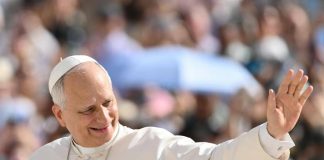 Papa Leone compie 71 anni: gli auguri dal mondo