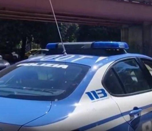 Fuga contromano in autostrada, bloccata dalla polizia dopo 40 minuti