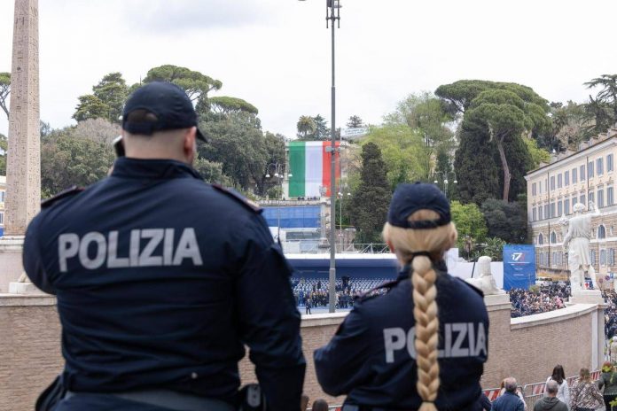 polizia_uomo_donna_fg_0309