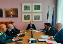 Scuole più sicure: controlli rafforzati davanti agli istituti e alle fermate dei bus