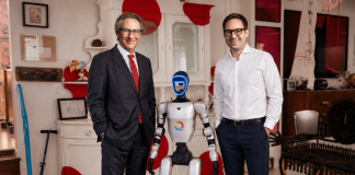 Qubit presenta Quby, primo consulente di comunicazione umanoide