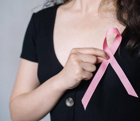 Tumori, oncologi: “Con cancro al seno -35% di probabilità di gravidanza”