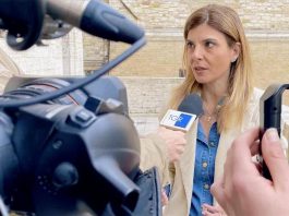 ‘Ti auguro stessa fine Mussolini’, donna indagata per post contro consigliera Fdi Perugia