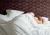 Sonno difficile e stanchezza appena svegli, è colpa dell’orologio biologico: ecco 5 regole per resettarlo