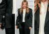Tailleur nero e camicia bianca, alla cena della Fashion Week Meloni sceglie Ermanno Scervino