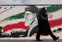 Iran, Nyt: “Teheran propone a Usa piano di 7 giorni per fine guerra e riapertura Hormuz”