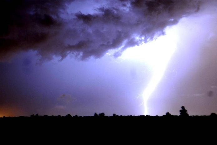 temporale_fulmine_fg