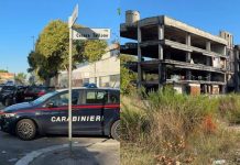 Roma, cosa sta succedendo al “palazzo della droga” a Tor Sapienza: in corso lo sgombero
