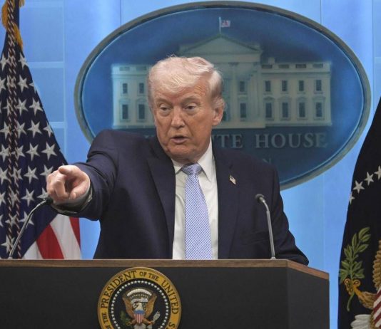 “Chi parla di armi con la stampa?”, Trump usa la macchina della verità: test tra i militari