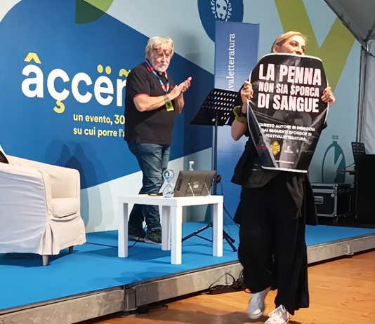 Festivaletteratura, protesta degli attivisti del movimento antispecista durante l’evento di Marchitelli