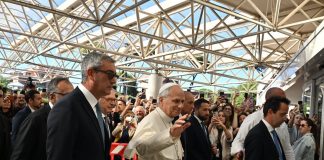 Papa Leone XIV operato al Gemelli, “Intervento concluso positivamente”