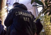 Violenze e abusi su anziane in Rsa nel milanese, interdetti 3 operatori