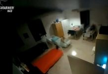 Anziani maltrattati e derubati in una struttura abusiva, tre arresti nel tarantino