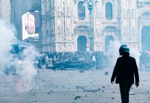 Cortei, il bilancio è di 28 arresti e 43 denunce. Tra le forze ordine 141 feriti