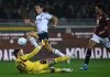Adams illude il Torino, il Como rimonta e vince 3-1