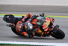 Acosta vince la sprint in Malesia davanti a Marc Marquez e Bezzecchi