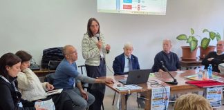 Casa di Comunità del Poma, gli anziani scoprono servizi e opportunità