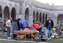 Suzzara, 86enne cade al cimitero e batte la testa: trasportato in ospedale a Mantova