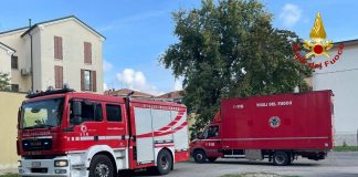 Ostiglia, odore di gas all’Itis: scuola evacuata. Poi il rientro dopo le verifiche dei pompieri