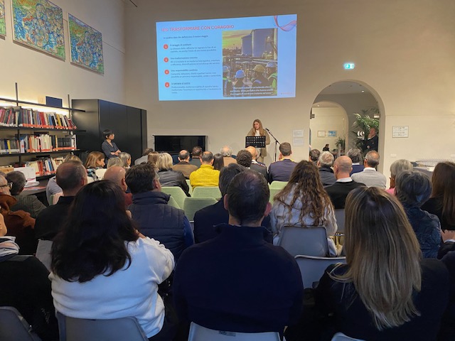 Ies presentazione libro