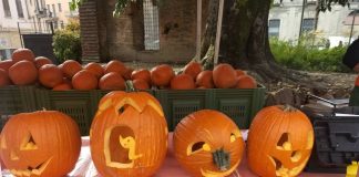 Mantova festeggia trent’anni di Lumere: intagliatori, sapori contadini, burattini e laboratori per bambini