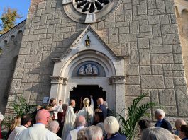 Mantova ritrova San Camillo, la chiesa dell’ospedale Carlo Poma: folla alla riapertura