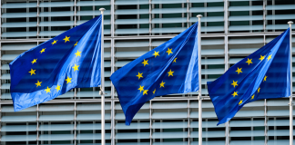 Accordo Trump-Putin, Ue: “Europa non allenta pressione, nuove sanzioni contro la Russia”