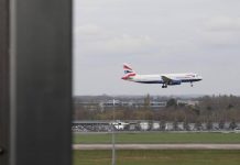 Gb, emergenza su volo British Airways per Chicago: aereo rientra a Londra