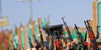 Yemen, Houthi minacciano altri attacchi contro aeroporti e siti petroliferi in Arabia Saudita