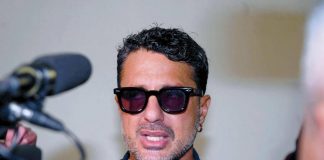 Fabrizio Corona aggredito e rapinato sotto casa