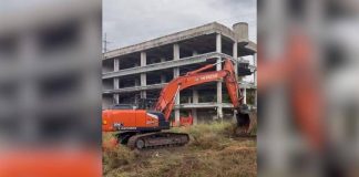 A Roma al via le operazioni di demolizione del “palazzo della droga” a Tor Sapienza – IL VIDEO