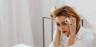 Tumore al seno: vampate per 70% donne con cancro al seno, esperti: “Un aiuto da terapia orale”