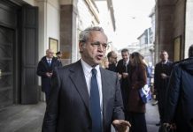 Mentana ironizza: “Fenomeni social spiegano dove andrò dopo La7”