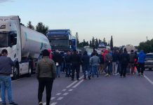 Ex Ilva, a Taranto prosegue mobilitazione operai in protesta: nuovi blocchi e disagi su statale 106